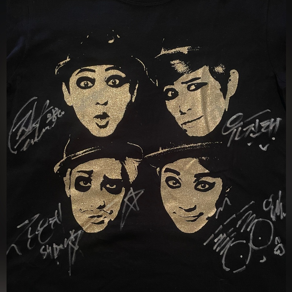 “The Painters” by Animal Collective signed Tshirt